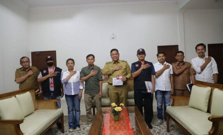 PPS Sidikalang Lakukan Coklit Kepada Bupati Dairi Eddy Berutu