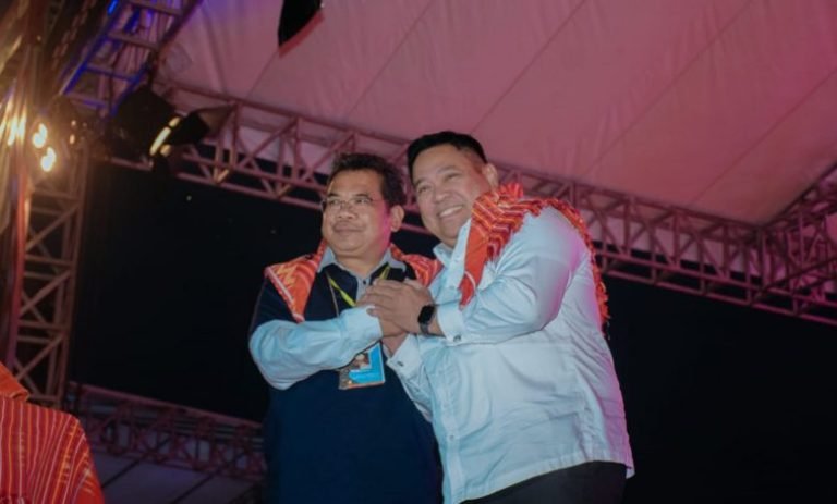 Bupati Eddy Berutu: Orang Muda Katolik Harus Peduli dan Pionir bagi Pelayanan Gereja