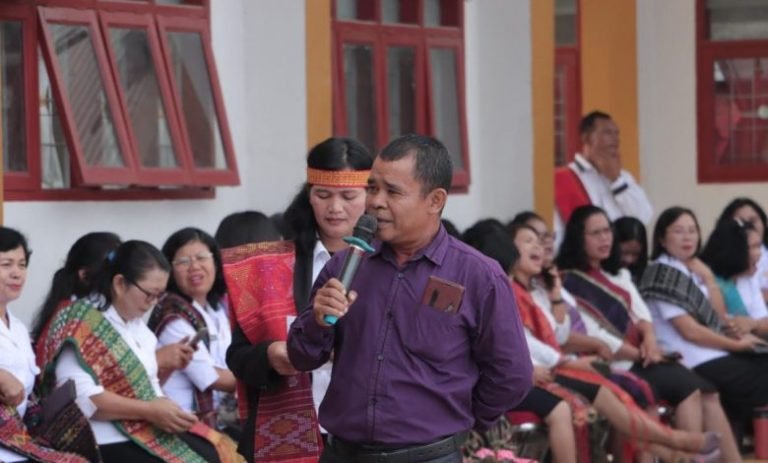 Orang Tua Siswa SMP Negeri 1 Sidikalang Apresiasi Komitmen Bupati Dairi Wujudkan Dairi Cerdas