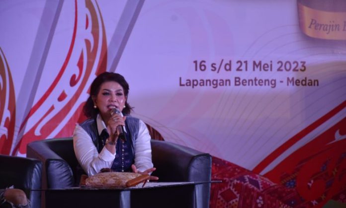 Talkshow HUT Dekranas ke-51 di Medan, Romy Mariani Narasumber Bersama Merdi Sihombing