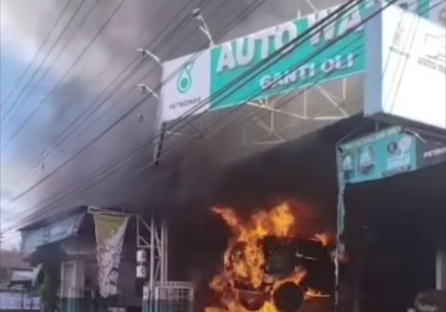 Mobil Fortuner Terbakar di Bengkel Service, Polisi Lakukan Penyelidikan