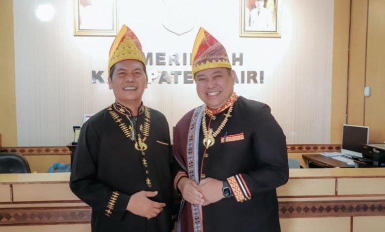 Berikan Pelayanan Prima pada Jemaah Calon Haji, Bupati Eddy Berutu: Ini Kewajiban Kami
