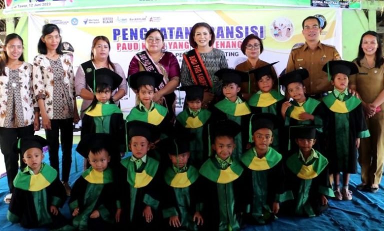Lepas Kelulusan 207 Siswa PAUD, Romy Mariani Ingatkan Konsep Pendidikan PAUD