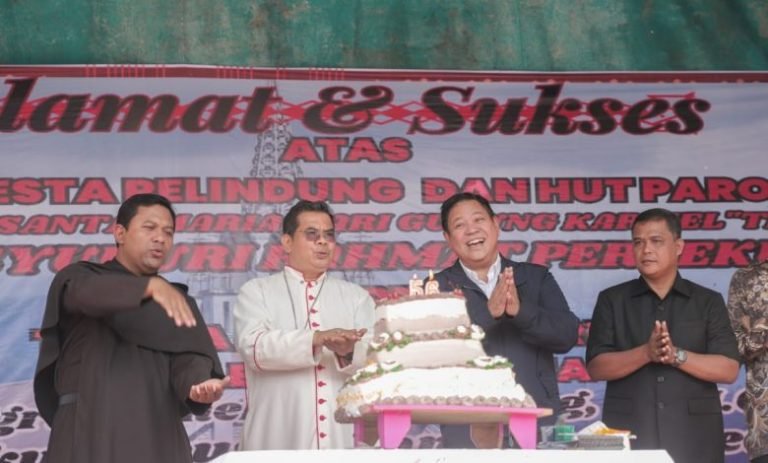 Hadiri Misa HUT Paroki Santa Maria dari Gunung Karmel Ke-56 di Tigalingga, Bupati Dairi: Ini Momen Sakral