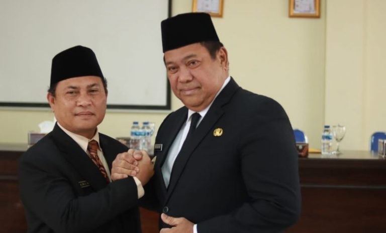 Lantik Charles Bantjin Jadi Pj Sekda, ini Pesan Bupati Dairi Eddy Berutu