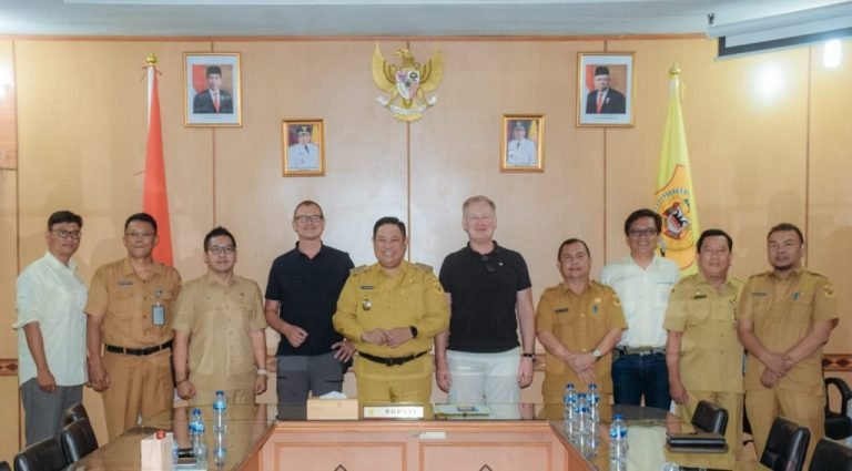 Bertemu Perwakilan Hans Neumann Stiftung dari Jerman, Bupati Dairi Minta Atensi untuk Kopi Robusta Sidikalang