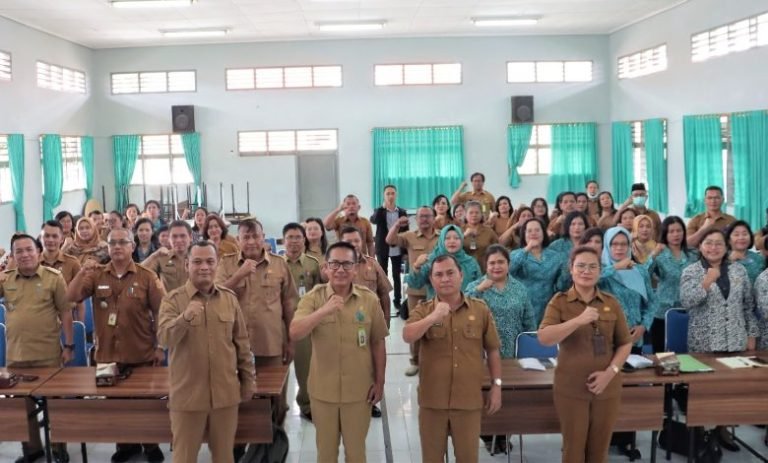 Bupati Eddy Berutu Komitmen Meningkatkan Layanan Posyandu di Dairi untuk Menciptakan Masyarakat Sehat dan Unggul