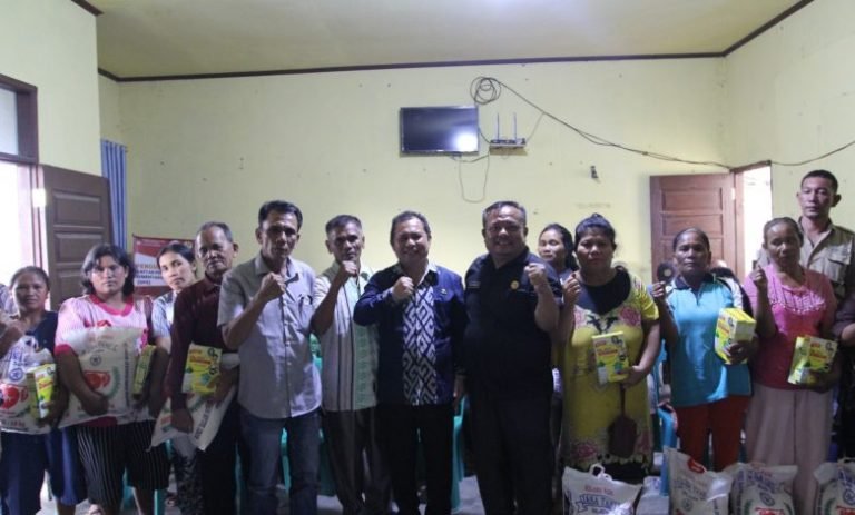 Pemkab Dairi Hadir dan Salurkan Bantuan kepada Masyarakat Terdampak Angin Puting Beliung