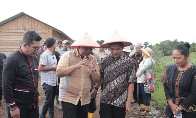 Tinjau KPT Parbuluan, Petani Parbuluan V Dapat ‘Hadiah’ dari Pj. Gubsu Hassanudin
