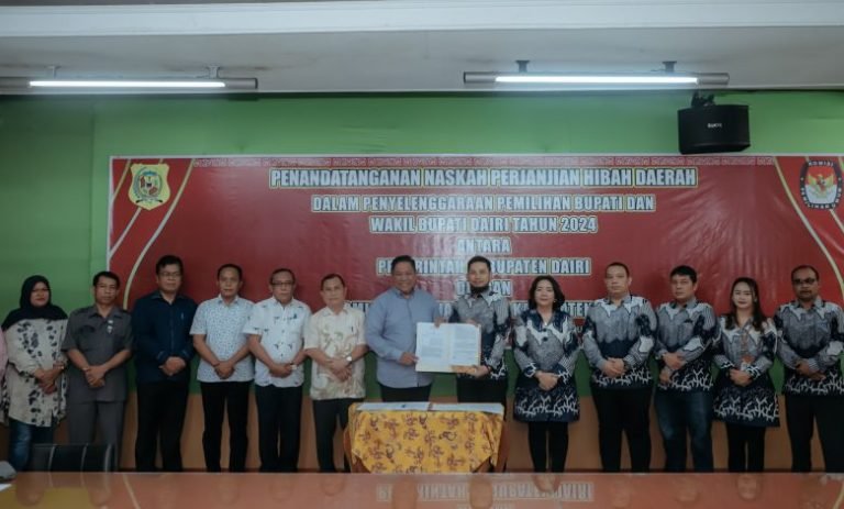 Pemkab Dairi dan KPU Dairi Tandatangani Perjanjian Hibah Pilkada 2024