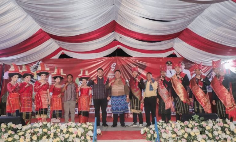 Gendang Guro-Guro Aron di Tigalingga, Bupati Eddy Berutu: Bentuk Tanggungjawab Pemuda Lestarikan Budaya