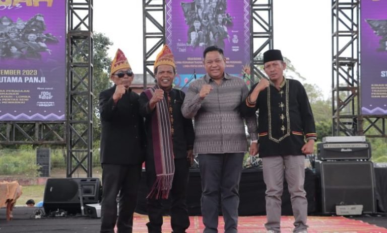 Lomba Persinabul Meriahkan Pesta Njuah-Njuah, Bupati Eddy : Budaya Harus Tetap Dilestarikan Demi Pondasi Identitas Bangsa