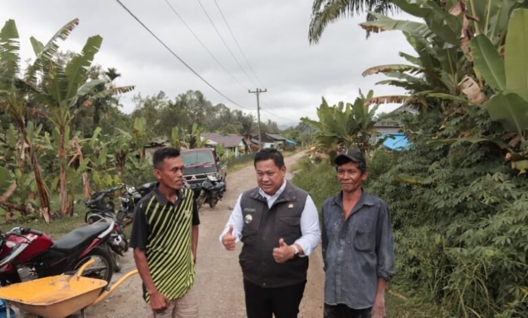 Jalan Pardamean – Sopobutar Sudah Tuntas, Bupati Eddy Berutu ; Kita Lanjutkan Bangun Jalan Sopobutar Menuju Pardomuan