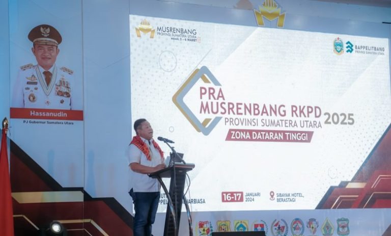 Bupati Eddy Berutu Paparkan Capaian dan Prestasi dalam Pra Musrembang 2025