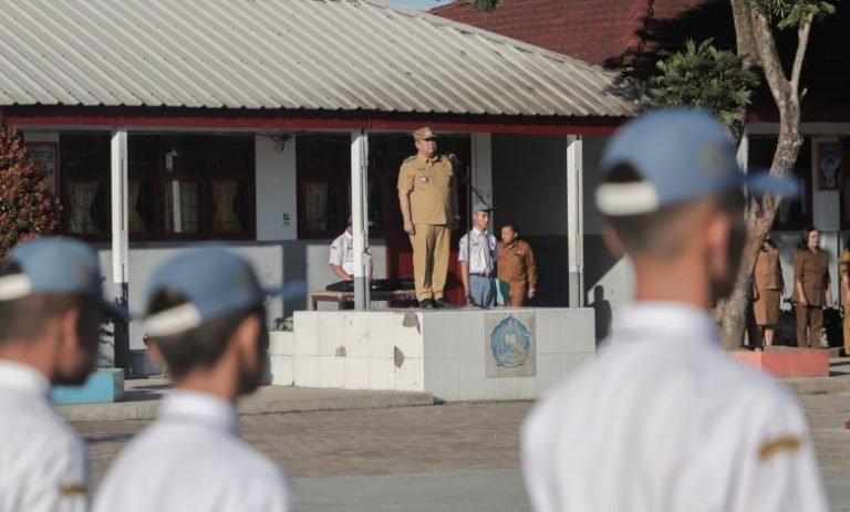 Bupati Eddy Berbagi Pengalaman dan Motivasi Bersama Siswa SMA1 Sidikalang