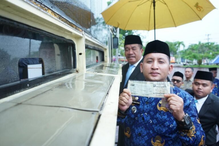 Bupati Asahan Tekankan Disiplin Administrasi dalam Apel Kendaraan Dinas