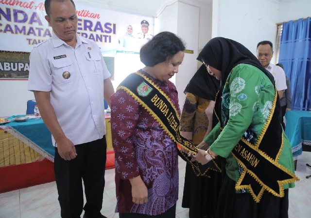 Bunda Literasi Asahan Hadiri Pelantikan Bunda Literasi Kecamatan Meranti